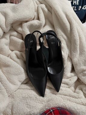 Christian Louboutin Black Pointed Slingback Pumps - Classic Leather